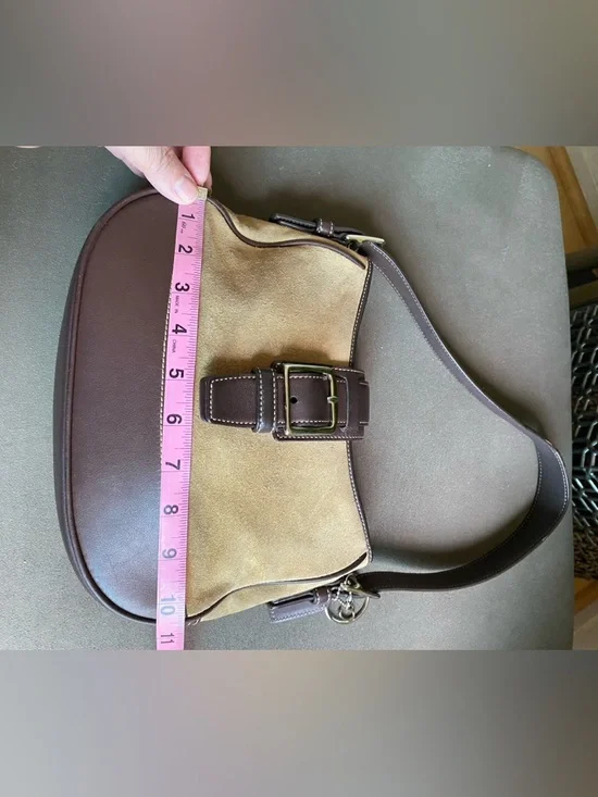 Vintage Coach Hampton Hobo Bag, Camel Suede, Brown Leather Trim, Style 7589 - Picture 11 of 16